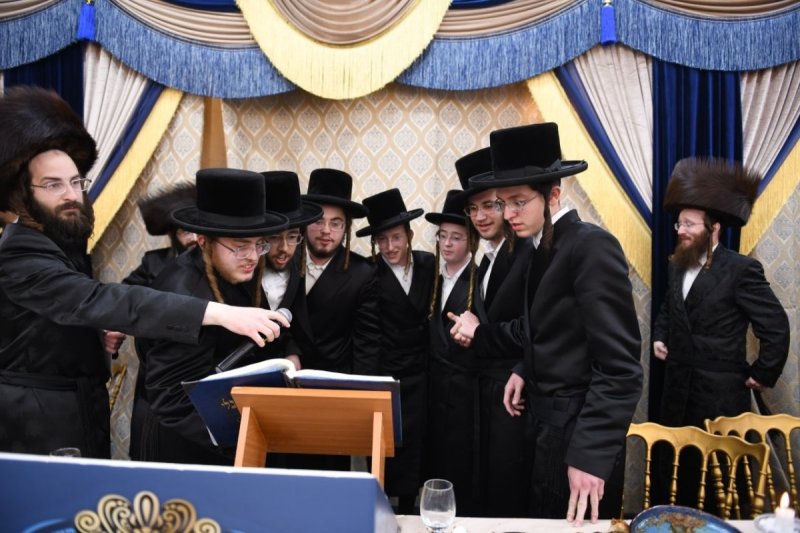 אנשיל בעק
