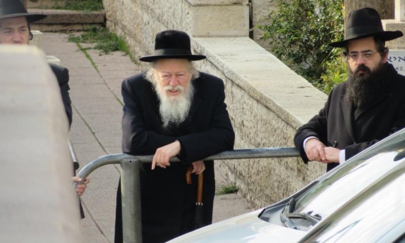 לאחר עשרים ימי אשפוז: הגרא"י סולובייצ'יק ר"י בריסק שוחרר לביתו