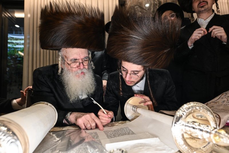 משה גולדשטיין, דוד ארזני ומאיר לביא