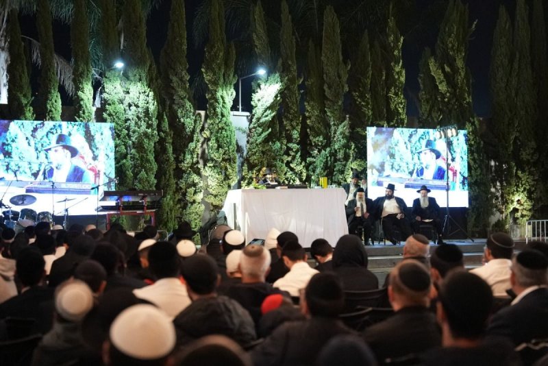 באדיבות המצלם
