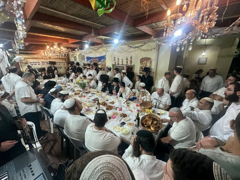 באדיבות המצלם