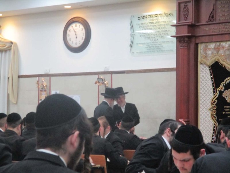 באדיבות המצלם