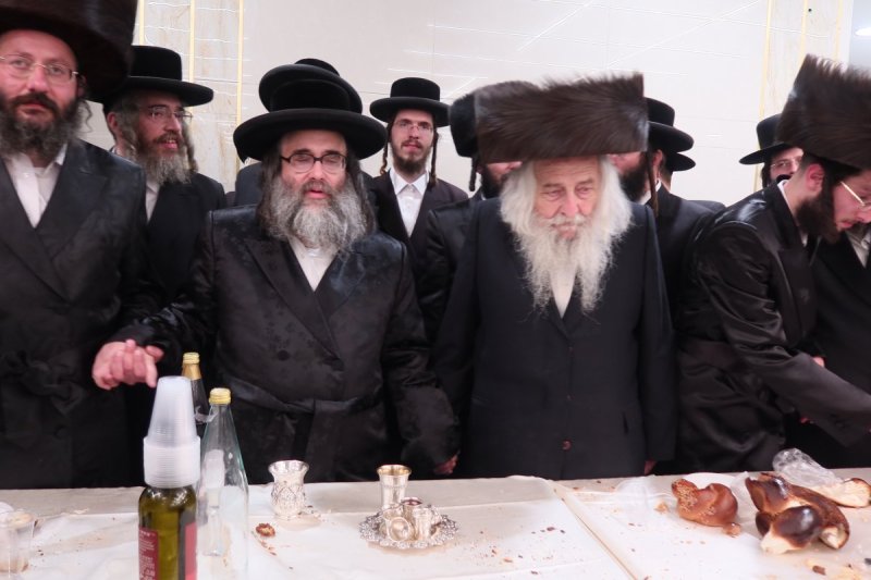 באדיבות המצלם
