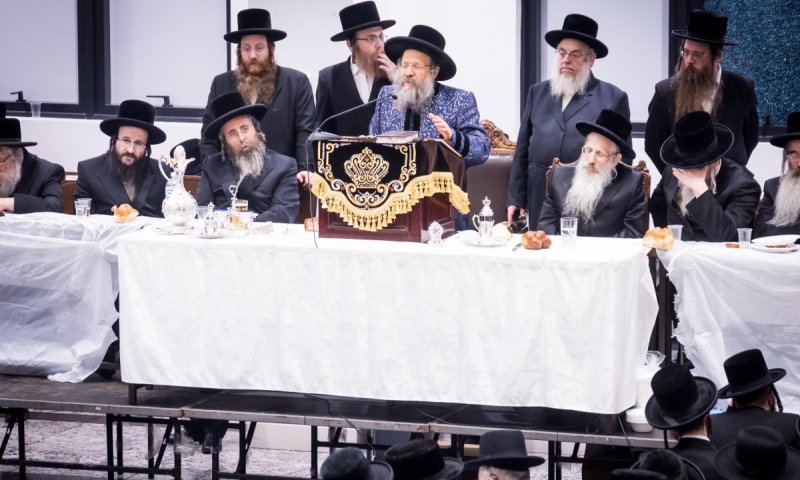 האדמו"ר מבאבוב - 45 ערך טיש לסבו האדמו"ר הרה"ק מבאבוב