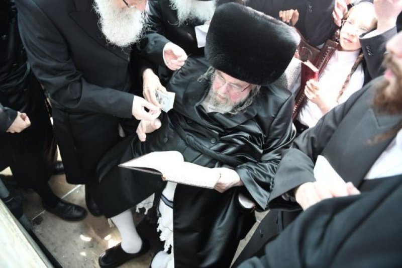 אנשיל בעק וא.מ.ש