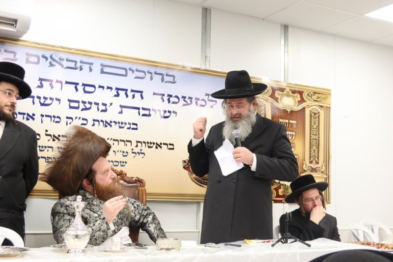 באדיבות המצלם