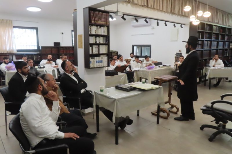 באדיבות המצלם