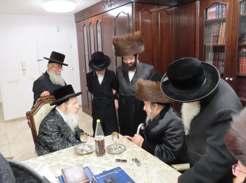 באדיבות המצלם