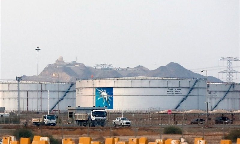 איראן מחייה גרוטאות בניסיון נואש להציל את ענף הנפט