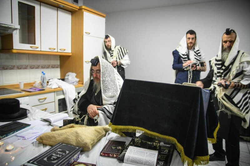 באדיבות המצלם