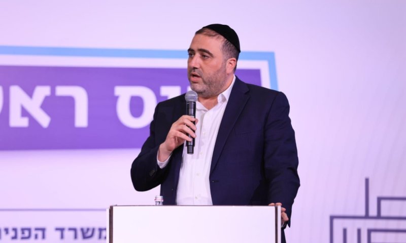 אחרי הפרישה מהכנסת: זה הג'וב החדש של משה ארבל