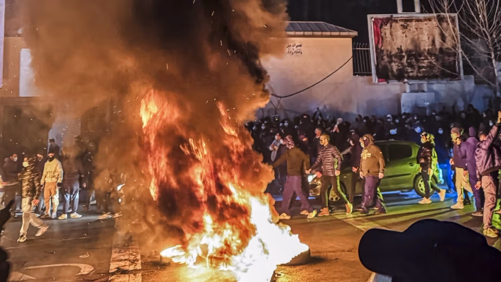 האינטרנט חזר לאיראן: האזרחים חשים נבגדים מהסכם טראמפ
