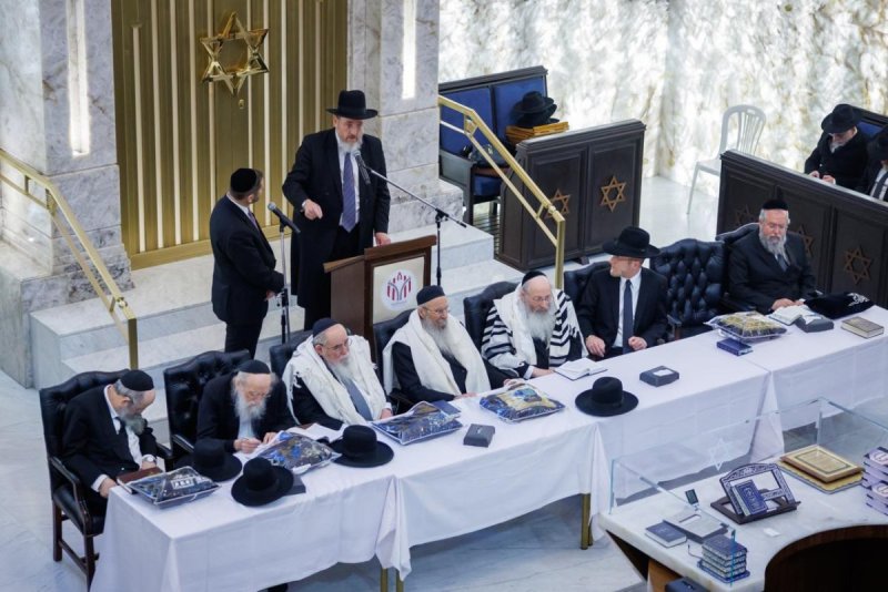 דניאל נפוסי ומאיר זלזניק