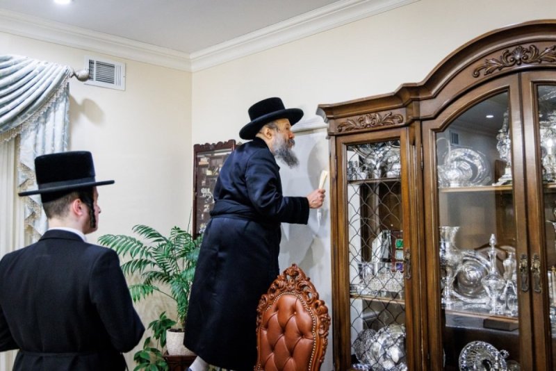 אברומי בלום, אחים לאנטשעווסקי, אייזיק י.