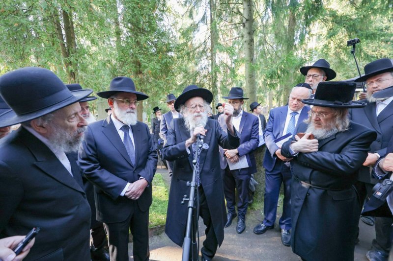 א. אייזנבאך