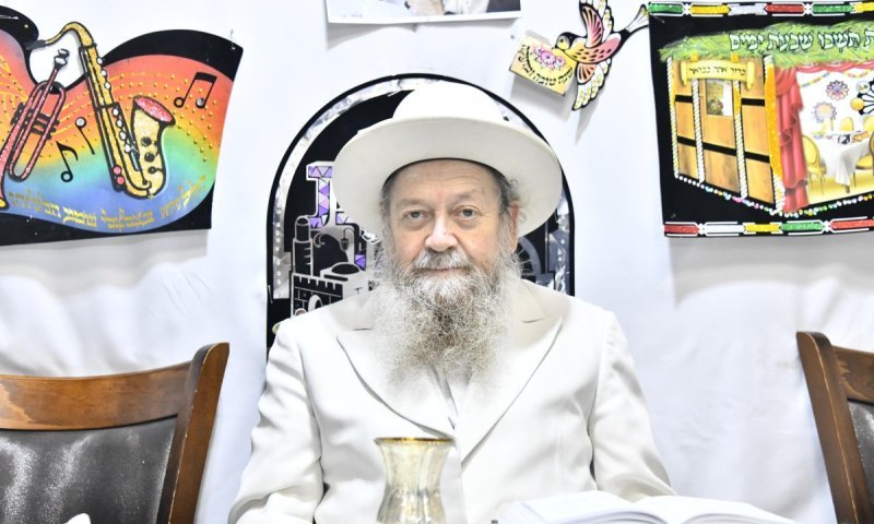 המקובל רבי דוד בצרי התמוטט בביתו ופונה בהחייאה - מצבו קשה מאוד