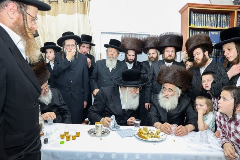 באדיבות המצלם