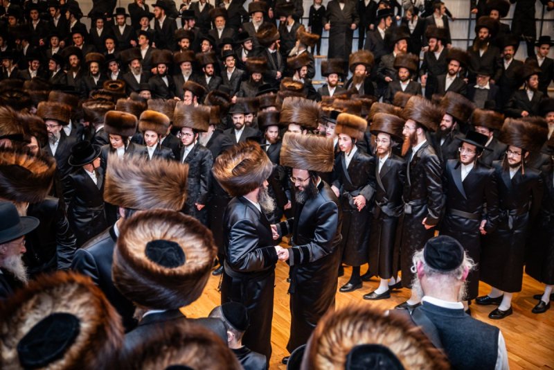 האחים לאנטשעווסקי 