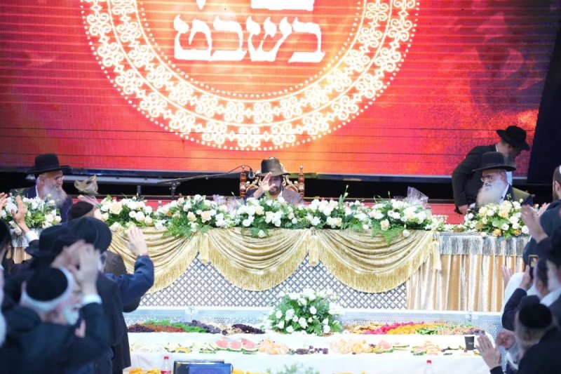 באדיבות המצלם