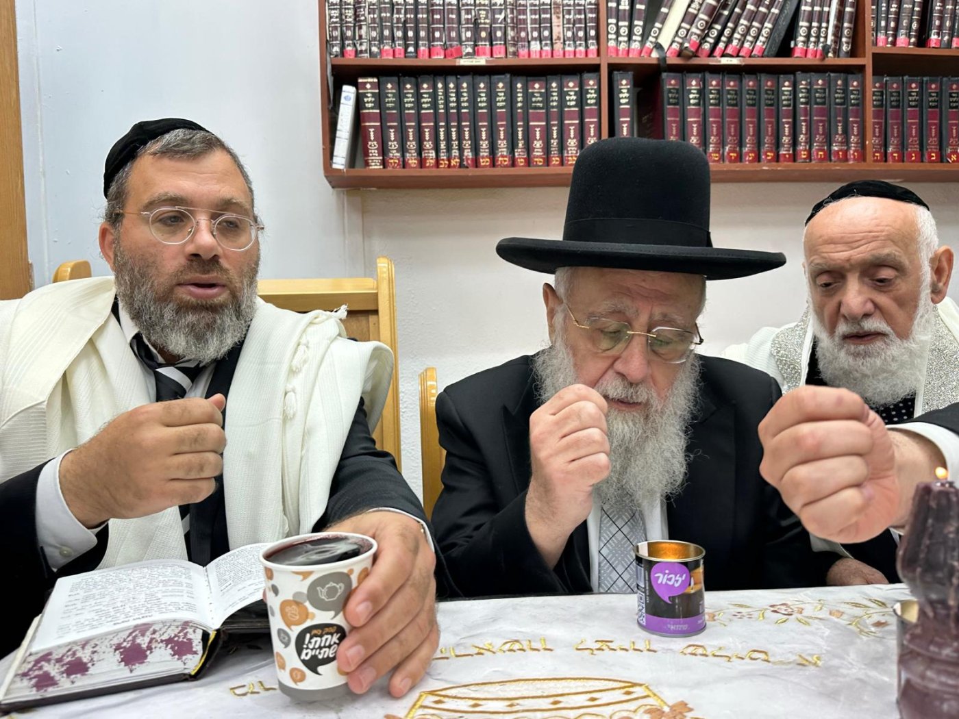 באדיבות המצלם