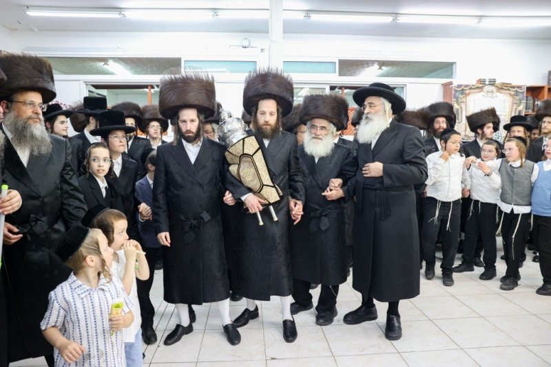 באדיבות המצלם