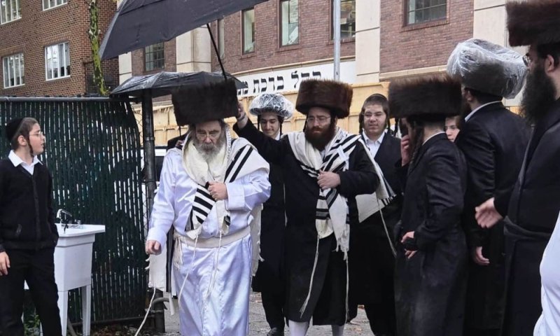 לאחר הפצרות החסידים: האדמו"ר מסטוטשין יערוך שבת מרוממת בירושלים