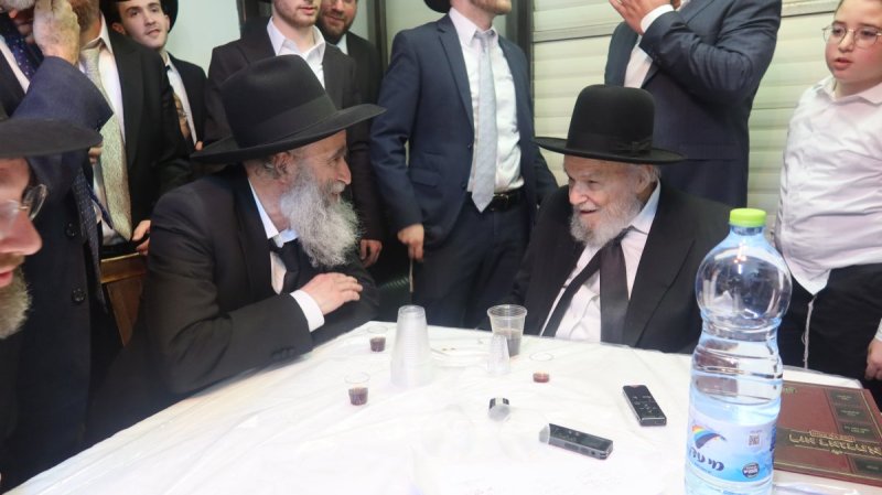 באדיבות המצלם