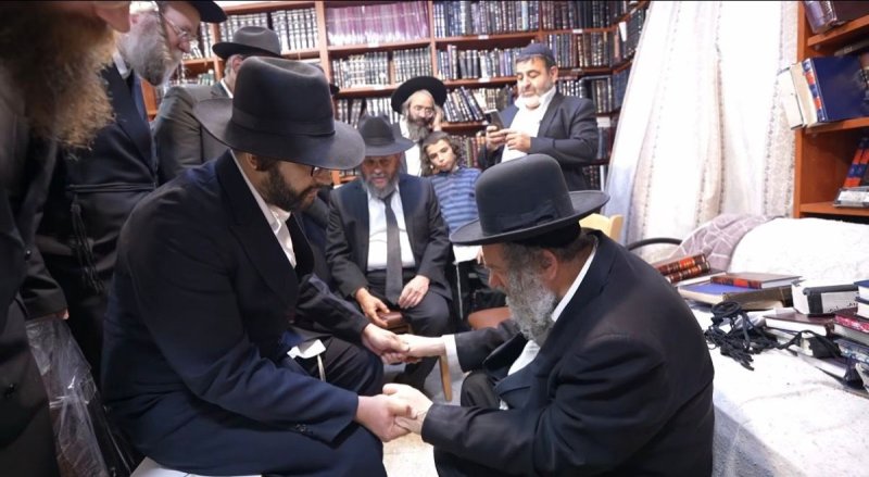 באדיבות המצלם
