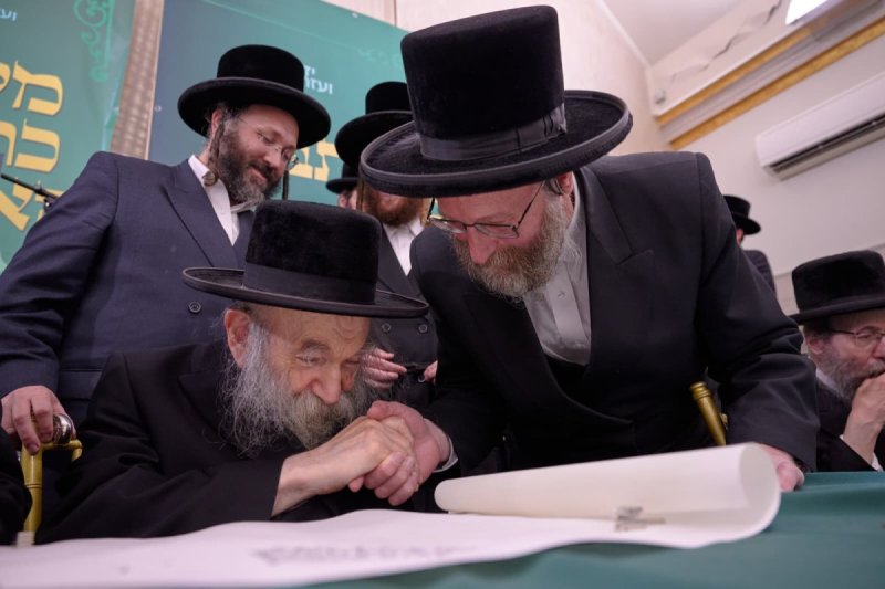 באדיבות המצלם