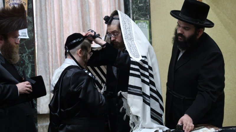 באדיבות המצלם