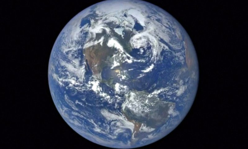 נאס"א מסתבכת: צוות אסטרונאוטים שלם יחזור לכדור הארץ