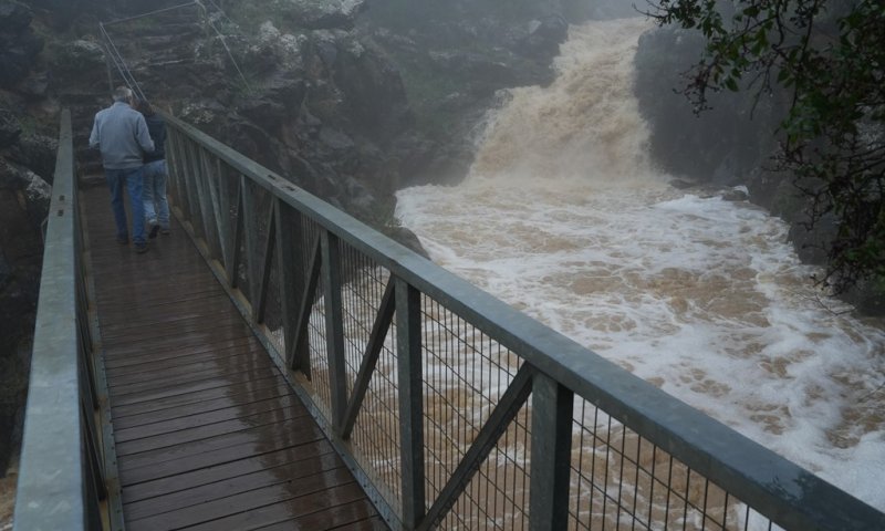 תכינו את המעילים: מערכת גשומה החל ממחר, וגם - השלג שמעבר לפינה