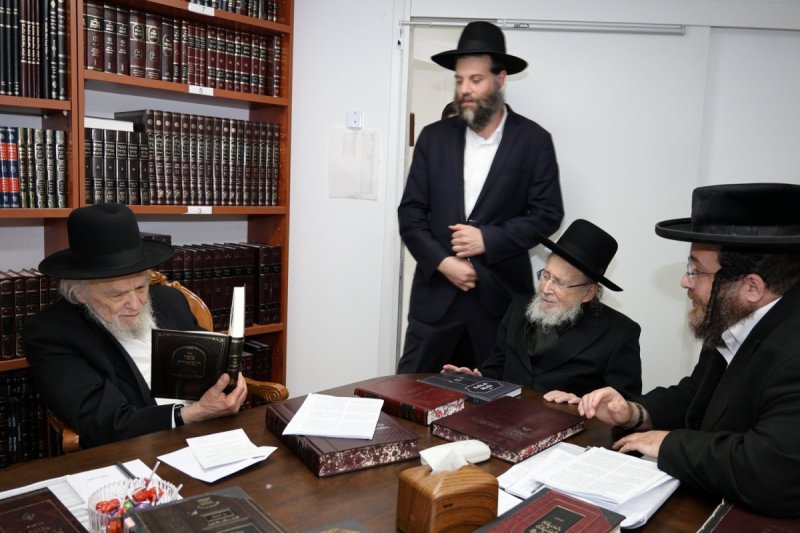 באדיבות המצלם