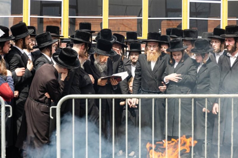 אברומי בלום, אחים לאנטשעווסקי, אייזיק י.