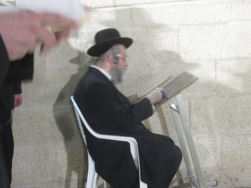 באדיבות המצלם