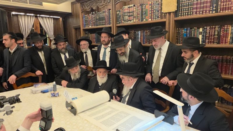 באדיבות המצלם