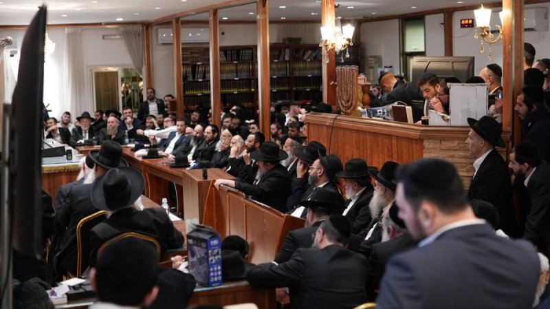 באדיבות המצלם