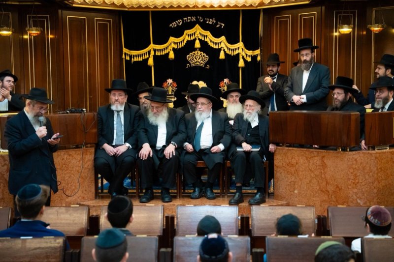 דניאל נפוסי ומאיר זלזניק