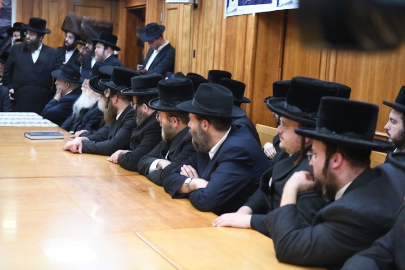 אנשיל בעק