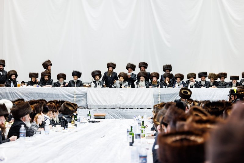 האחים לאנטשעווסקי, אברומי בלום, ואייזיק י.