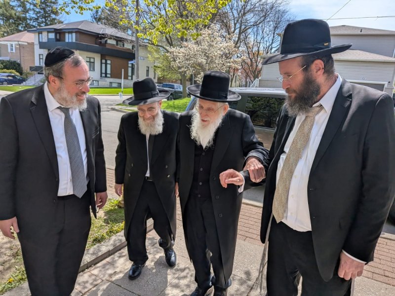 באדיבות המצלם