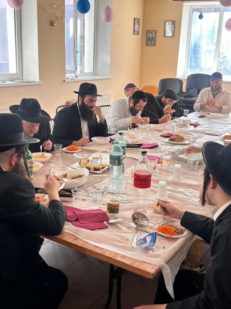 באדיבות המצלם