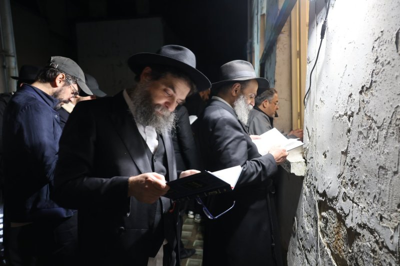 מרדכי לובעצקי