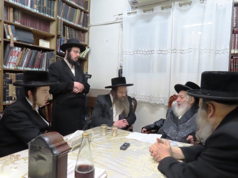 באדיבות המצלם