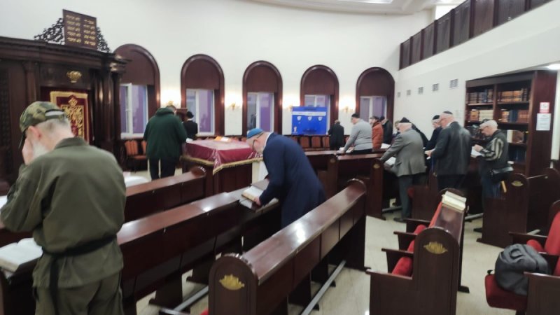 באדיבות המצלם