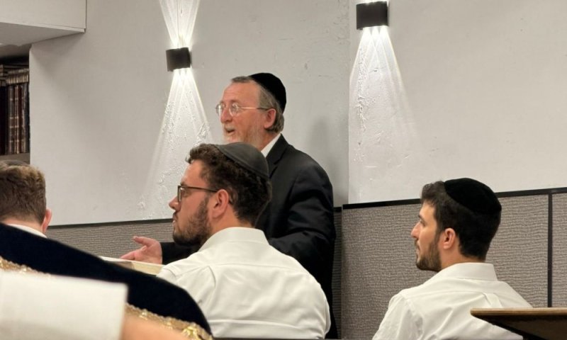 קם מהשבעה על שני בניו ומיהר למסור שיעור: "התורה היא הנחמה היחידה"