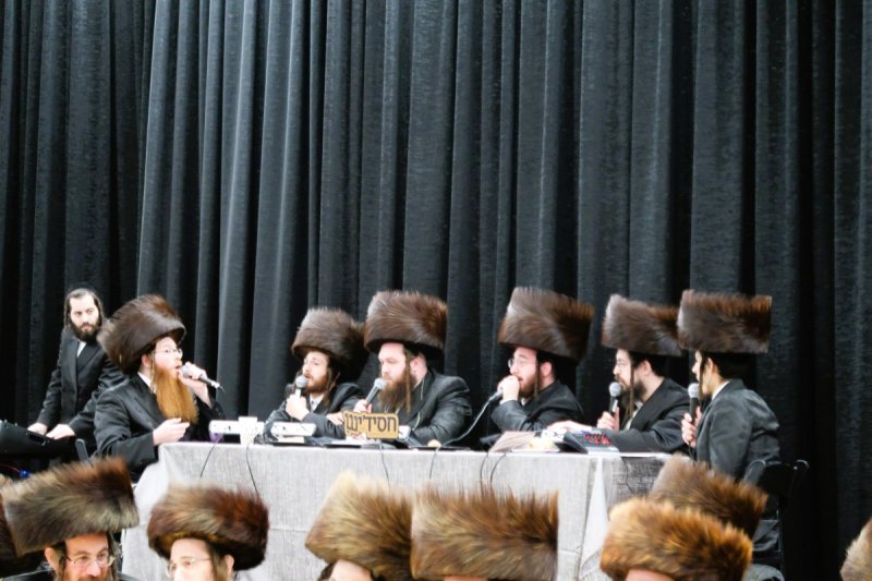 באדיבות המצלם