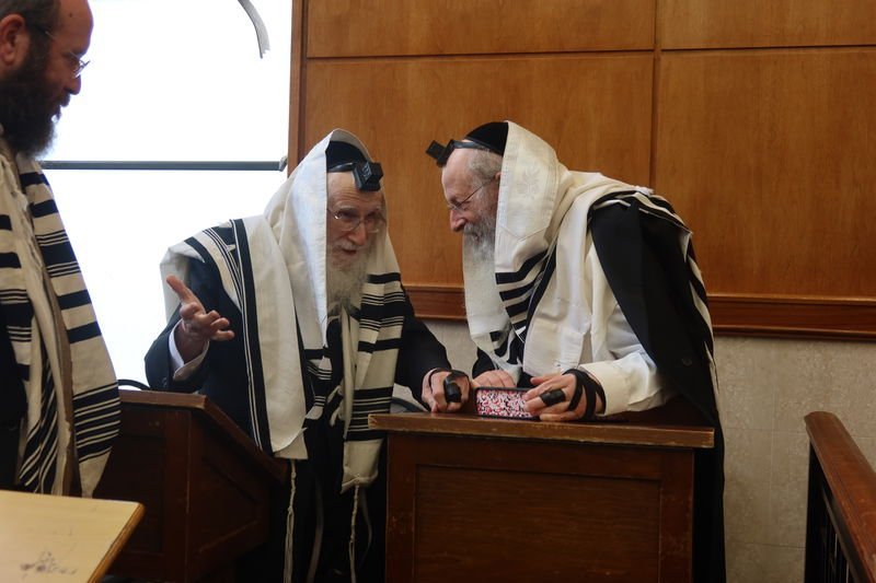 באדיבות המצלם