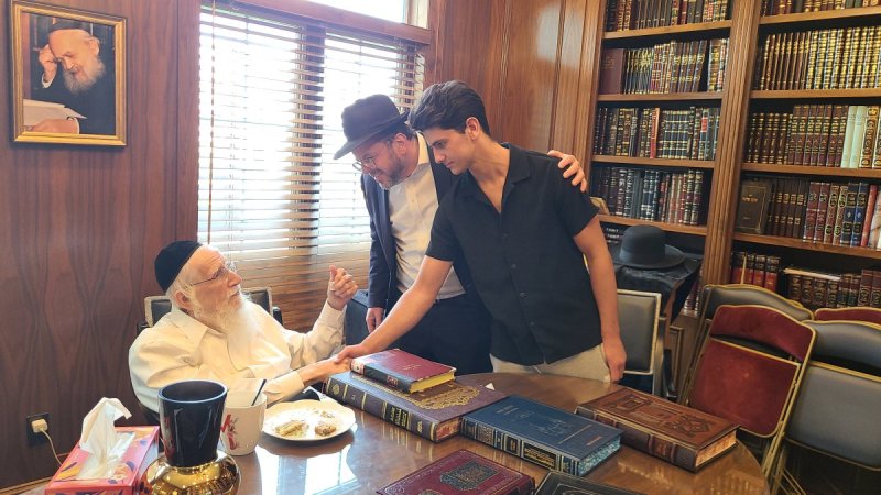 באדיבות המצלם