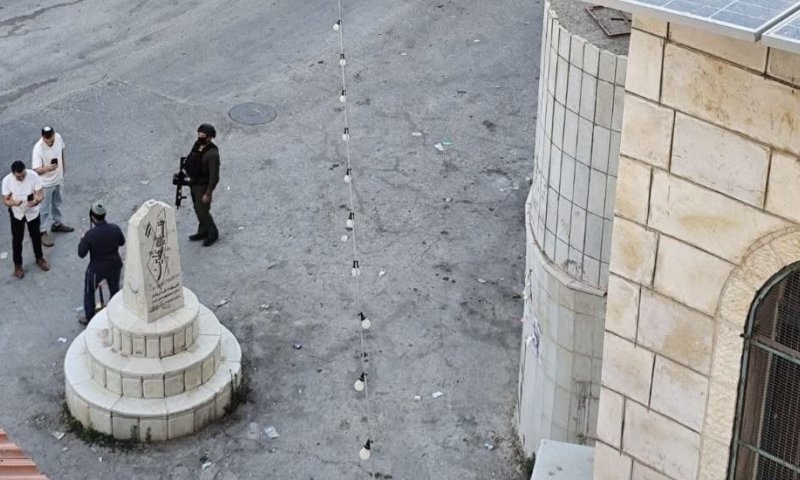 ח"כ סוכות נכנס לכפרים הפלסטיניים וניפץ אנדרטאות לזכר מחבלים, כך הגיב צה"ל